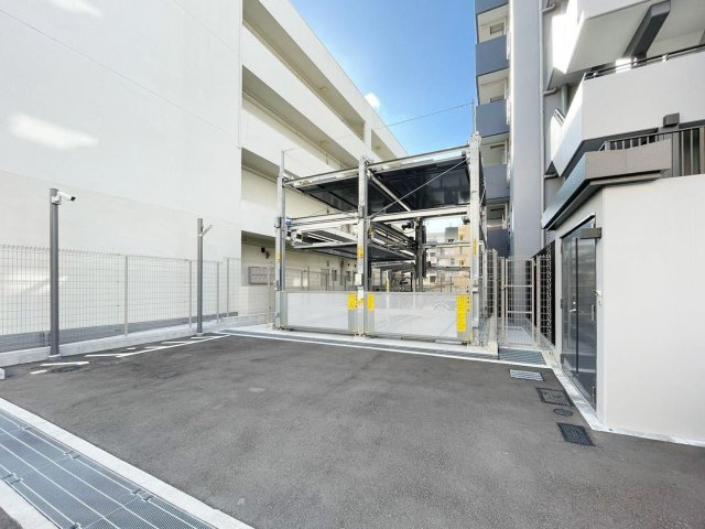 神戸元町Noahの駐車場