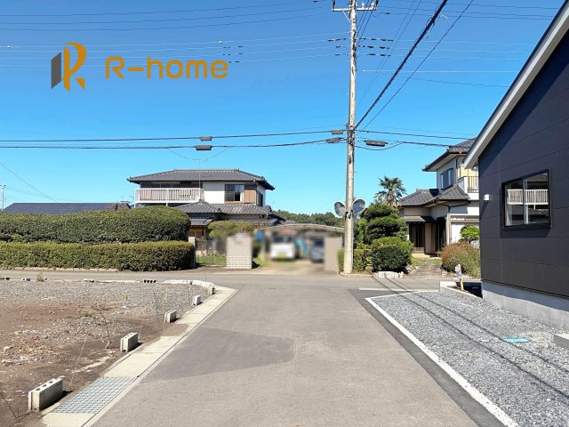 那珂市中台第2　新築戸建て　1号棟の前面道路含む現地写真|堂々！建物完成♪実際のお部屋をご見学可能です♪
ご見学が一番の資料！お気軽にお問い合わせ下さい♪