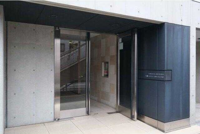 メイクスデザイン門前仲町のエントランス