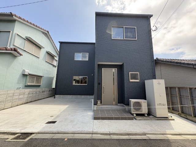 北九州市小倉北区 下富野４丁目　2階建 ３ＬＤＫの外観|おしゃれな外観です