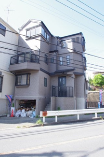 【外観】 | 【仲介手数料無料！！】川崎市麻生区東百合丘2丁目　中古戸建て　2649万円