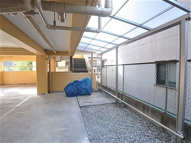 神戸市北区鈴蘭台東町２丁目の賃貸マンションのその他共用部分|駐輪スペースも完備