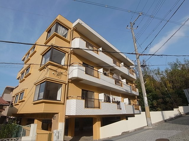 神戸市北区鈴蘭台東町２丁目の賃貸マンション