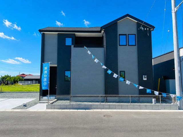 よかタウン／西区中島町4期／9号棟の前面道路含む現地写真