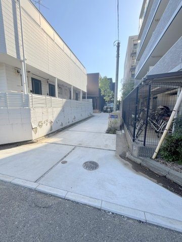 ＬＵＡＮＡ　ＴＥＲＲＡＣＥ　湘南鵠沼の駐車場