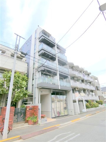 West F.Y.の外観