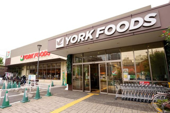 ヨークフーズ三ノ輪店まで276m
