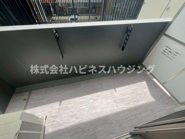 Ｌｕｃｅ　Ⅶ(ルーチェ　セブン)のバルコニー