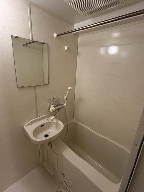 Ｖｅｒｏｎａ信濃町Ｌｕｓｓｏの浴室
