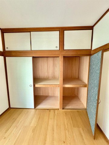 南ヶ丘ハイツの収納