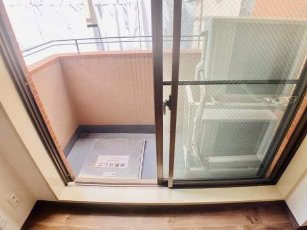 クレールメゾン左門町のバルコニー