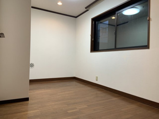 【洋室】 | 初音町１丁目貸戸建 | 個人の部屋や寝室として使える洋室です。