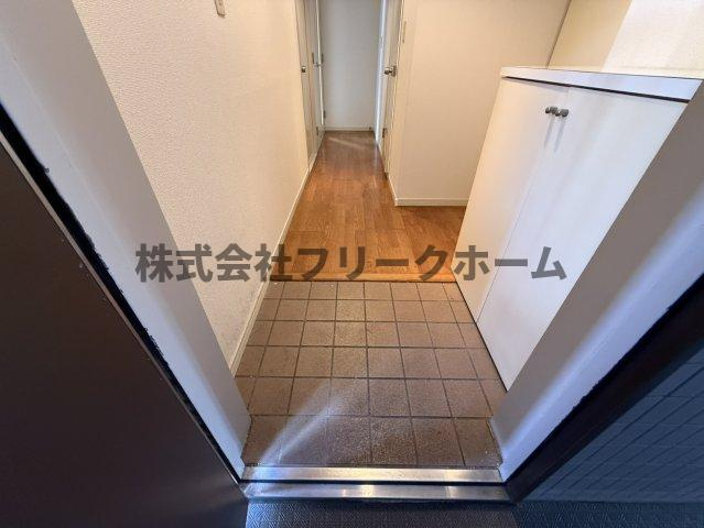 武蔵野市吉祥寺北町４丁目の賃貸マンションの玄関