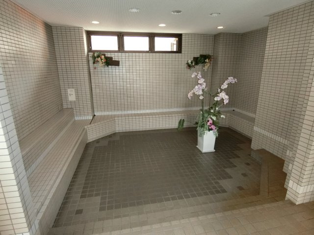 ライオンズマンション神戸元町第3のエントランス