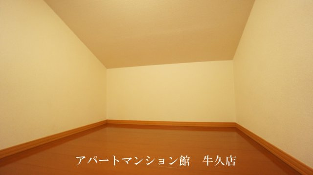 シャルマンのその他