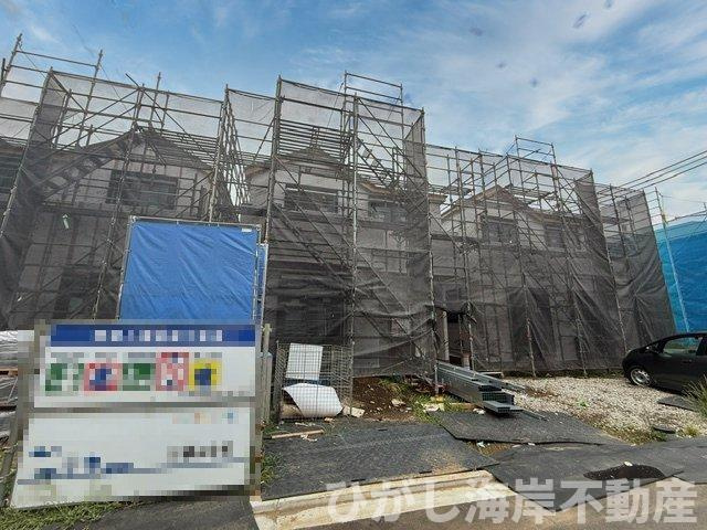 平塚市西真土1丁目 　新築戸建　全16棟の外観|6月15日撮影　建築中　現地外観