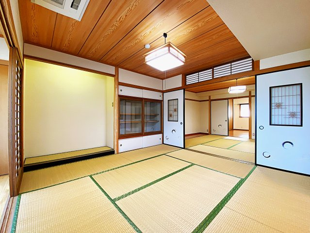 ロイヤルマンション伊豆長岡の和室