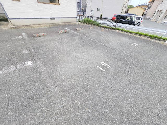 黒田戸建てⅡの駐車場