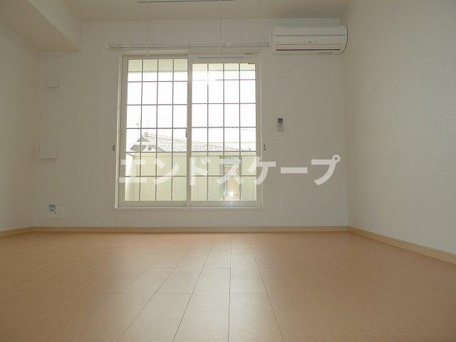 アルモニーメゾンＢの居間・リビング|高崎、前橋のお部屋探しはエンドスケープまで！お客様の理想お聞かせ下さい♪