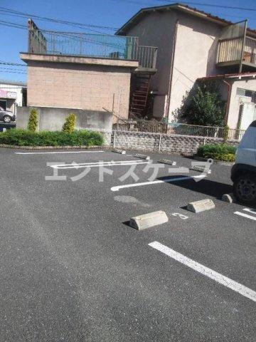 アルモニーメゾンＢの駐車場|高崎、前橋のお部屋探しはエンドスケープまで！お客様の理想お聞かせ下さい♪