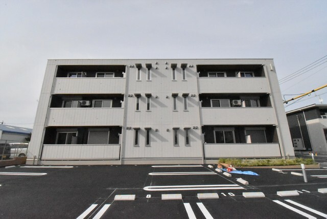 Ｐｉｎ　Ｌｉｖｒｅ