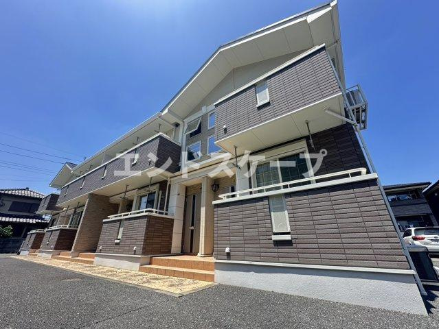 ラウレアⅢの外観|高崎、前橋のお部屋探しはエンドスケープまで！お客様の理想お聞かせ下さい♪