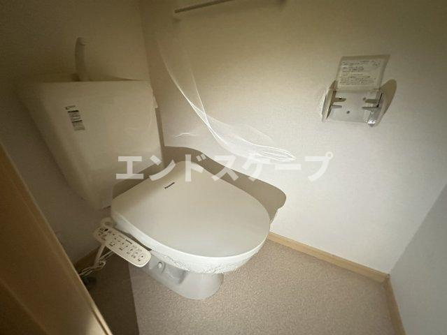 ラウレアⅢのトイレ|高崎、前橋のお部屋探しはエンドスケープまで！お客様の理想お聞かせ下さい♪