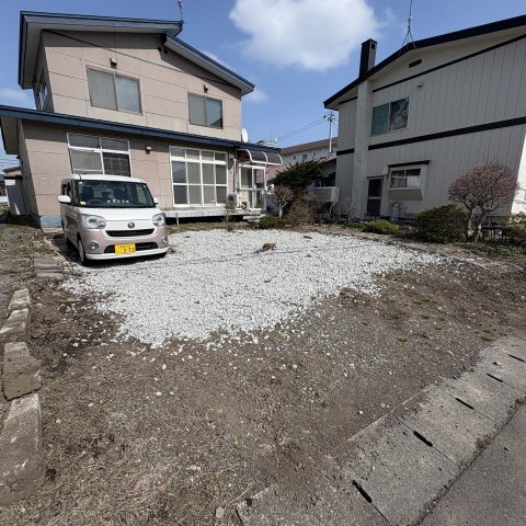 登別市常盤町3丁目18-3戸建の駐車場