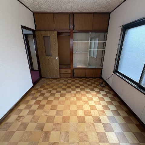 登別市常盤町3丁目18-3戸建の洋室