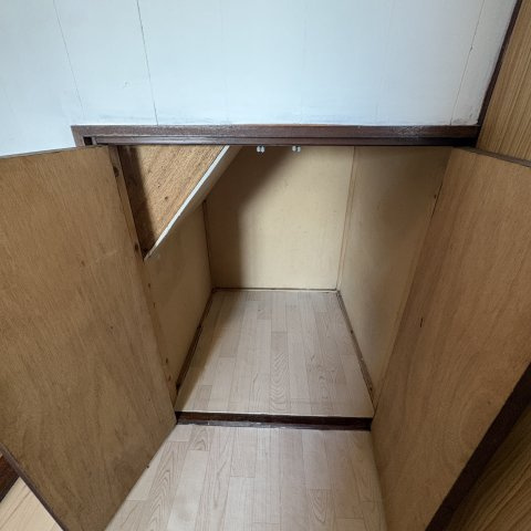 登別市常盤町3丁目18-3戸建の収納