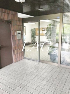 【セキュリティ】 | ザ・クレスト | オートロックになります。