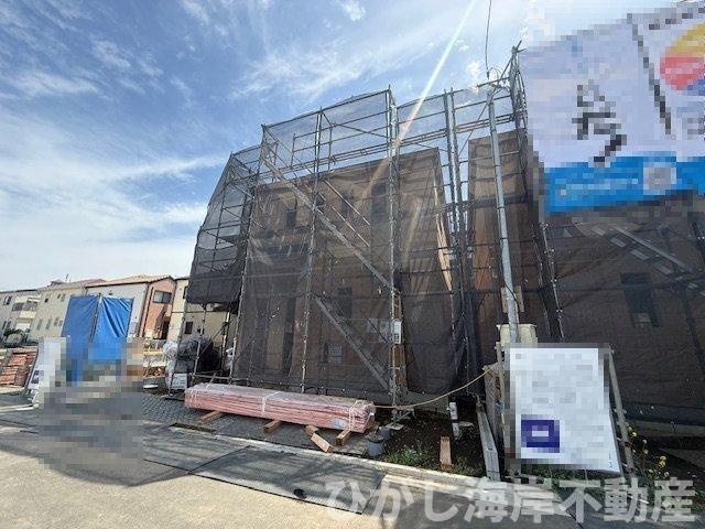 平塚市西真土1丁目 　新築戸建　全16棟の外観|4月18日撮影　建築中　現地外観
