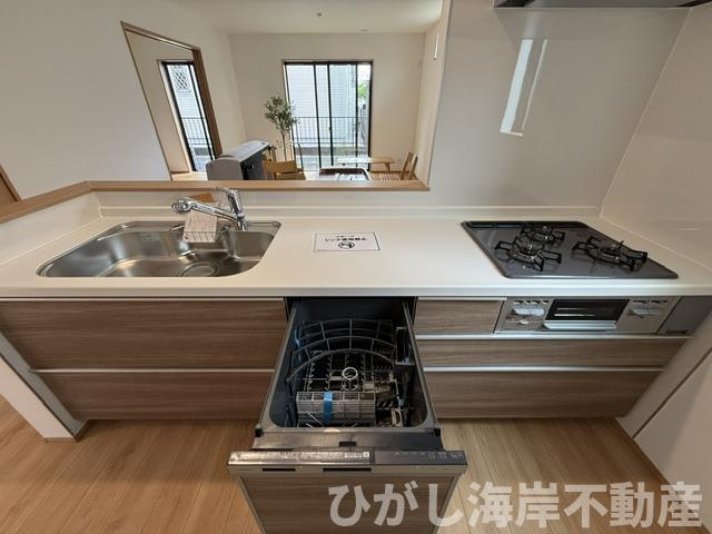 平塚市西真土1丁目 　新築戸建　全16棟のキッチン|食洗器付きシステムキッチン