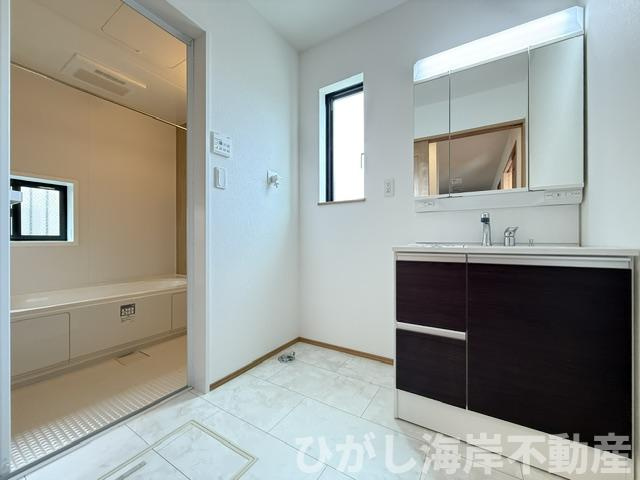 平塚市西真土1丁目 　新築戸建　全16棟の脱衣所|脱衣スペース