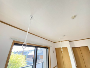 【設備】 | さくらハウス　E | 室内物干し☆