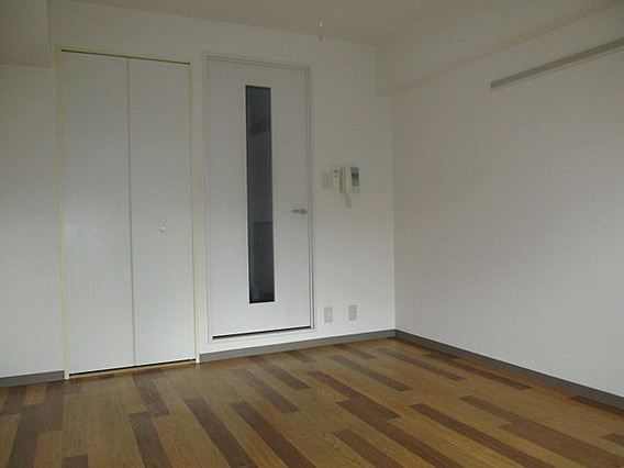 SANKOガルフタワーの居間・リビング