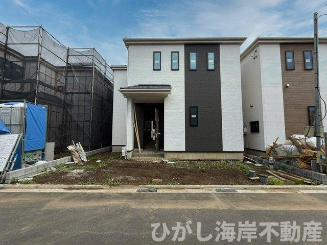 平塚市西真土1丁目 　新築戸建　全16棟の外観|6月15日撮影　建築中　現地外観
