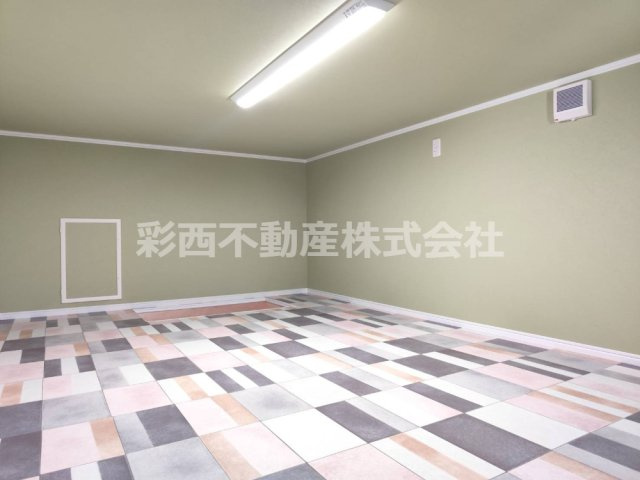 飯能市緑町　注文住宅のような新築戸建ての子供部屋|屋根裏はお子様の秘密基地になりそう？！