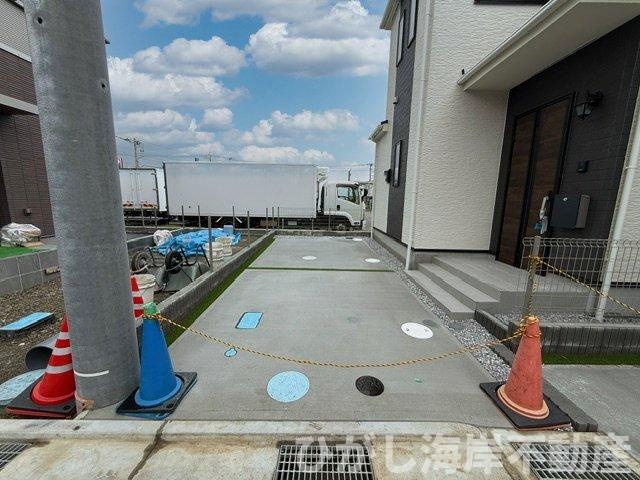 平塚市西真土1丁目 　新築戸建　全16棟の駐車場|駐車スペース