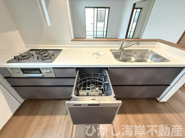 平塚市西真土1丁目 　新築戸建　全16棟のキッチン|食洗器付きシステムキッチン