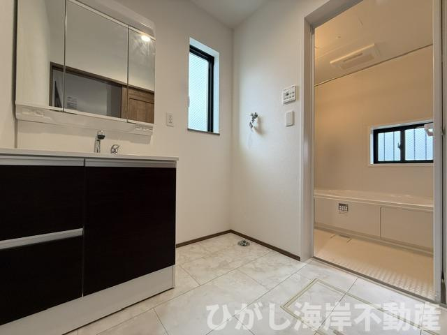 平塚市西真土1丁目 　新築戸建　全16棟の脱衣所|脱衣スペース