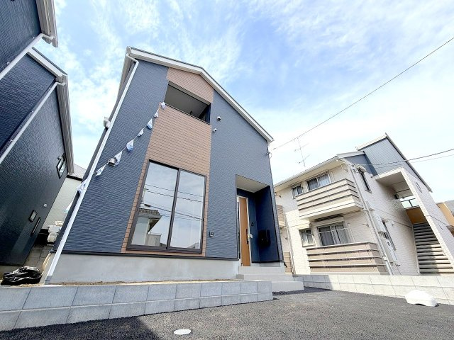 八王子市小宮町　新築戸建の外観
