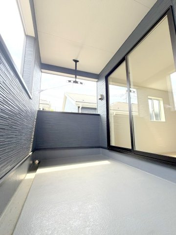 八王子市小宮町　新築戸建のバルコニー
