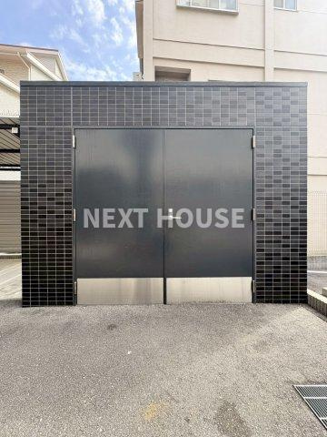 エスライズ天王寺EASTの駐車場