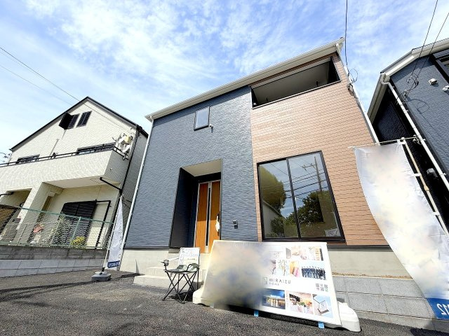 八王子市小宮町　新築戸建の外観