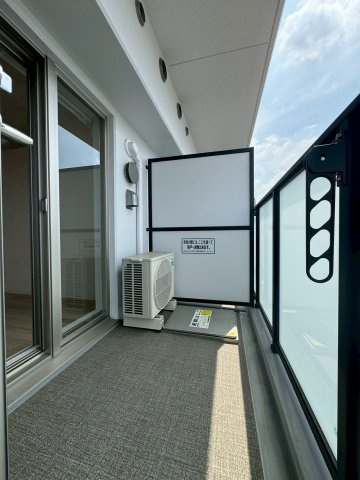 ディアレイシャス名古屋大須通　名古屋市賃貸　仲介手数料無料のバルコニー