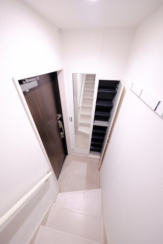 Milar青砥の玄関