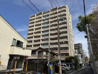 プラウド浦和仲町マークスの外観