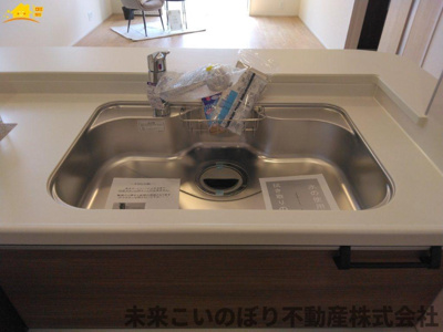 【設備】 | Blooming Garden加須市花崎4丁目2号棟 | ビルトイン浄水器付きです。大切な家族にはいい水を飲んでもらいたいですね。