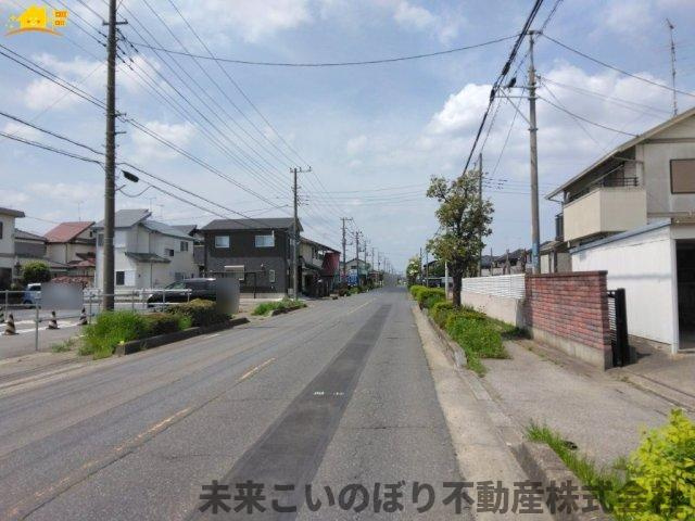 【前面道路含む現地写真】 | Blooming Garden加須市花崎4丁目1号棟 | 前面道路含む現地写真です
